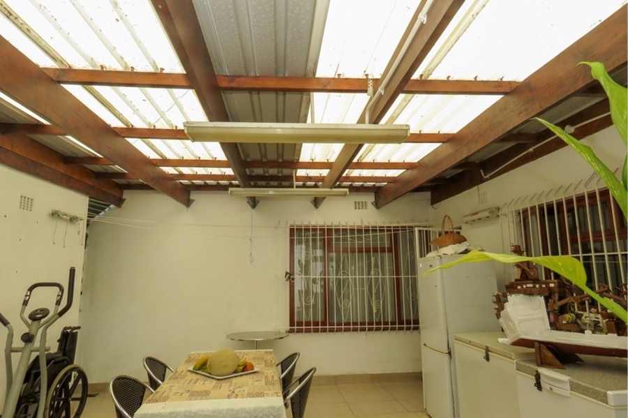 To Let 3 Bedroom Property for Rent in Woodstock Western Cape